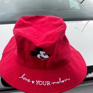 Disney Red and White love your melon Bucket Hat size:small